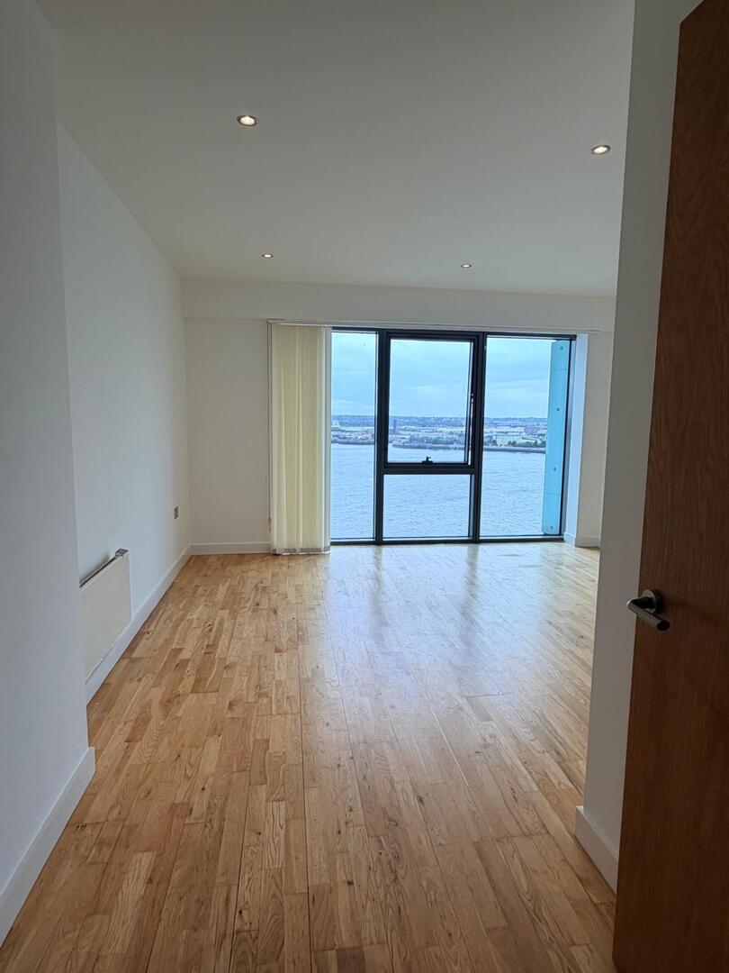 2 bed property in Alexandra Tower, Liverpool
